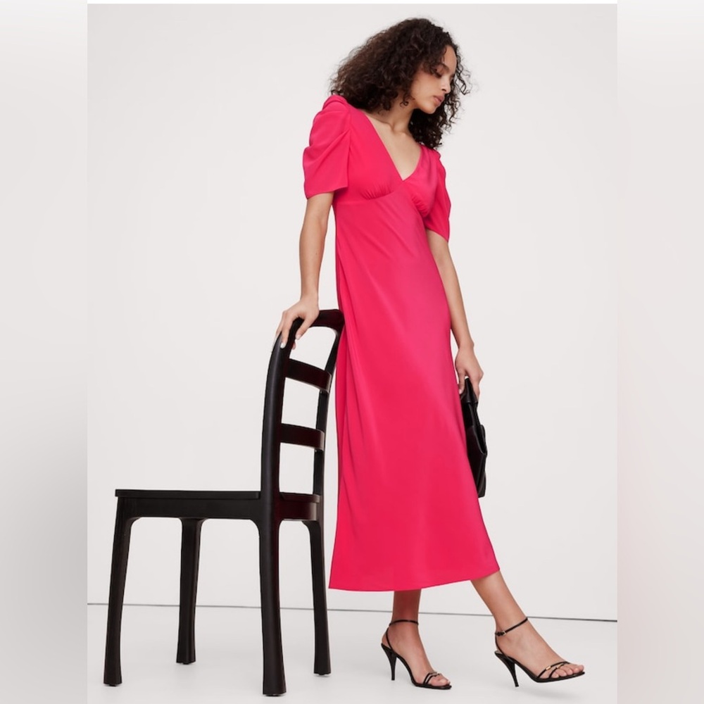 NWT banana republic size 16 matte 💯 silk maxi dress